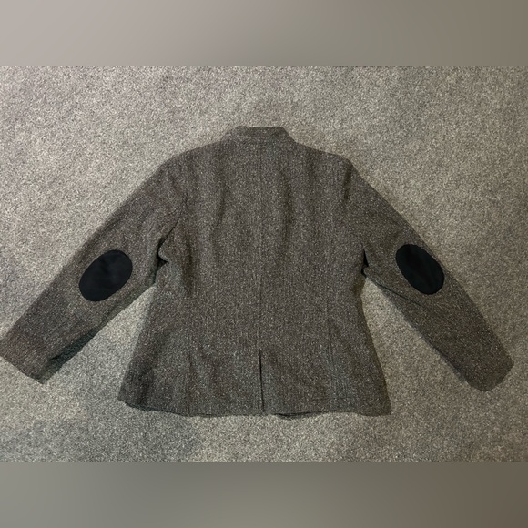 L.L. Bean Women’s Gray Blazer with Black Elbow Patches/ Virgin Wool  item#298211 - Picture 2 of 6